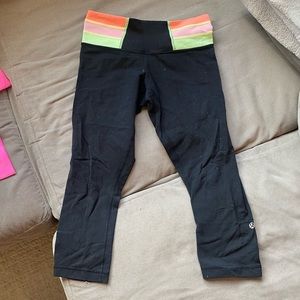 Reversible Lululemon sz 6 cropped leggings